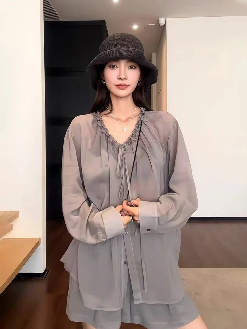 法式木耳边V领绑带防晒长袖衬衫阔腿短裤时尚套装