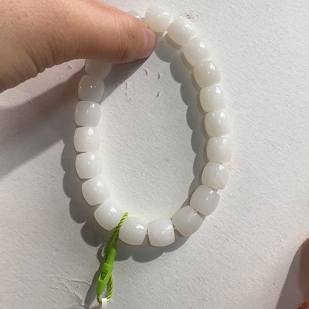 和田玉未镶嵌颈饰柏*尔天泰10