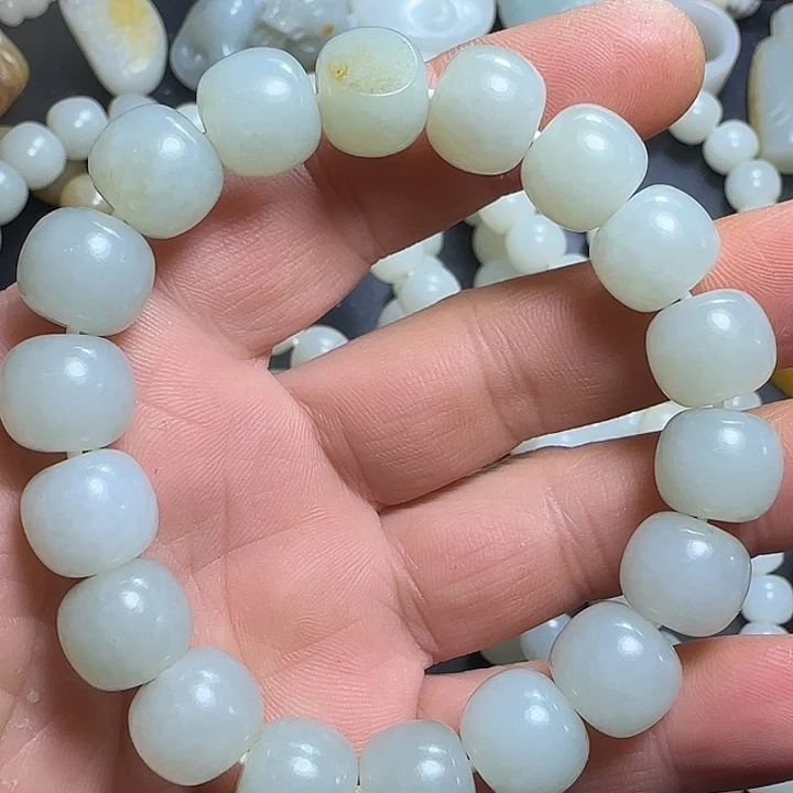 和田玉（子料）未镶嵌手链