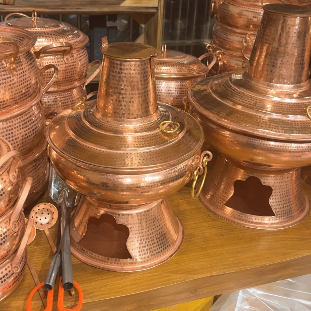 28碳火锅手工锻打工艺