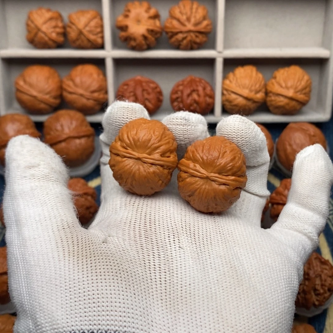 翻***岭文玩核桃把件南瓜元宝