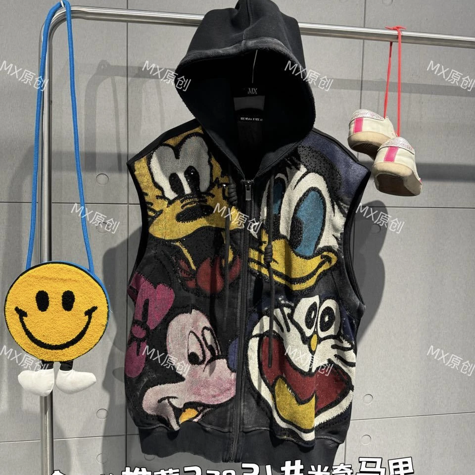 【324】新款重工刺绣卡通图案马甲女宽松百搭无袖坎肩背心外套