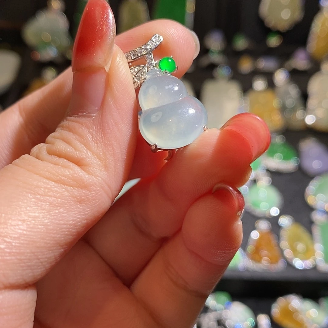 颈饰银S925镶嵌翡翠天然翡翠