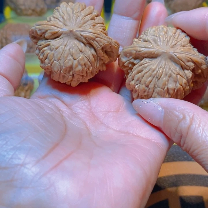 文玩核桃吊坠与***解四座楼43