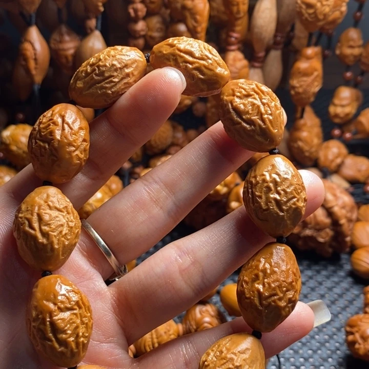 吊坠橄榄核大枣手串