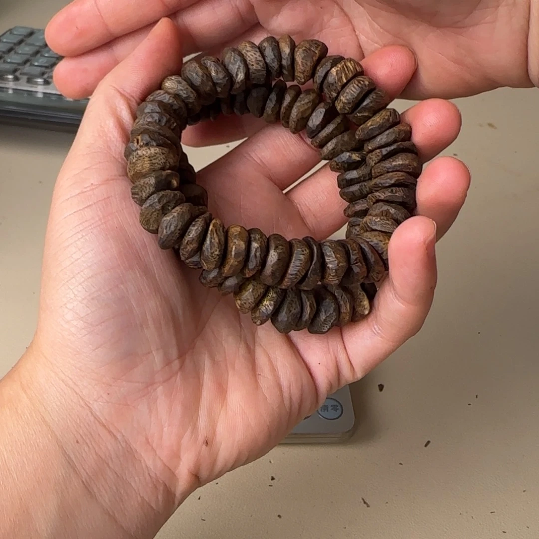 沉香手串白棋沉水树丁多样性发货1条21克