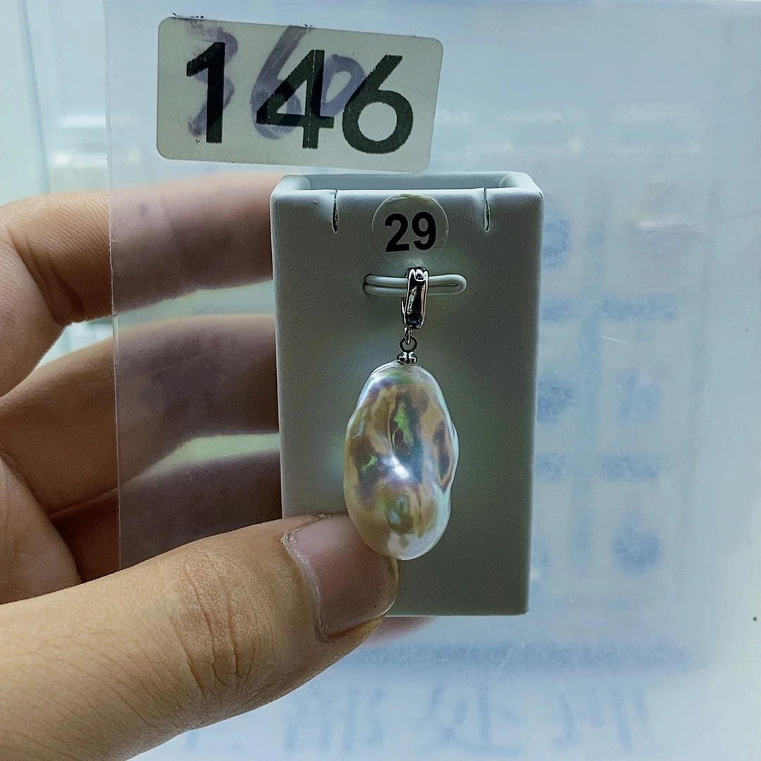 淡水珍珠合金颈饰