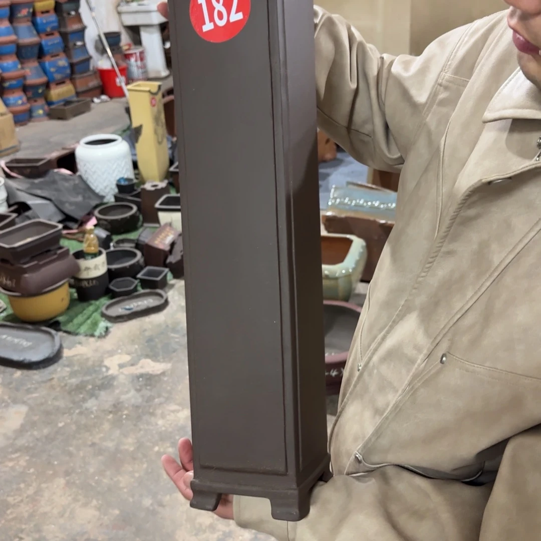 紫砂花盆呜呜呜呜