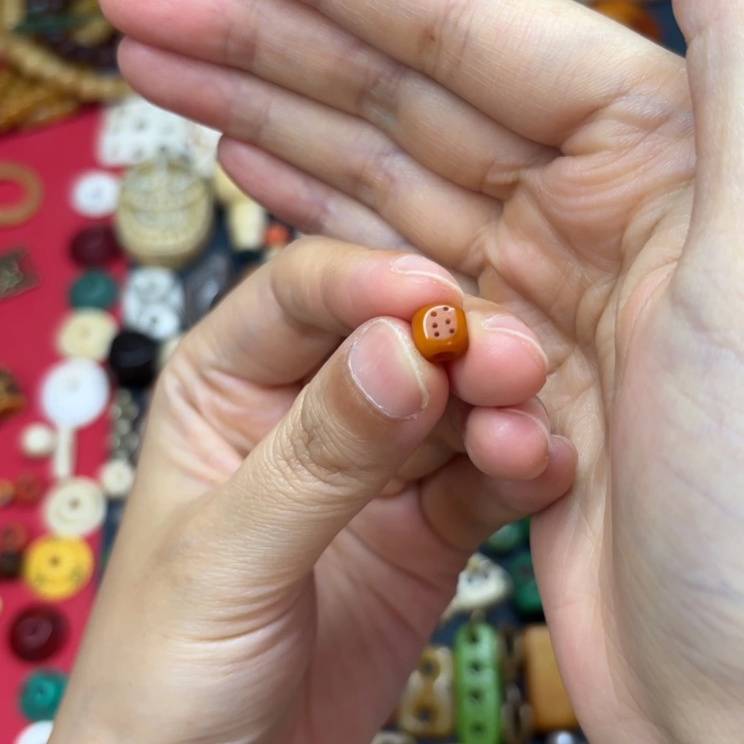 华*配饰等都会造成影响而影响自己心情