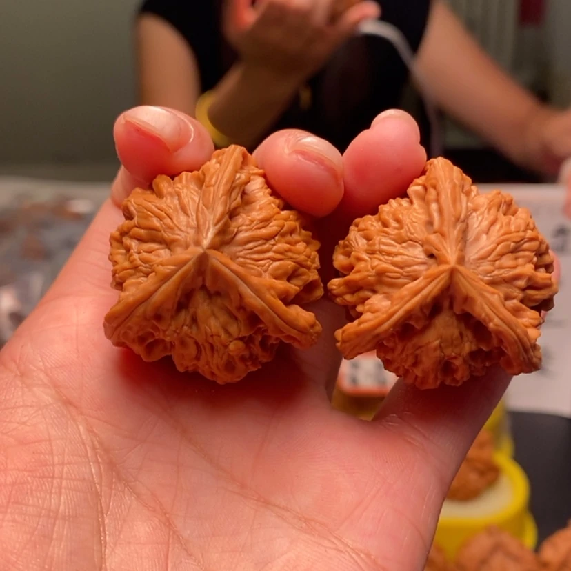 【闪购商品】把件桃核勇****9号三棱，