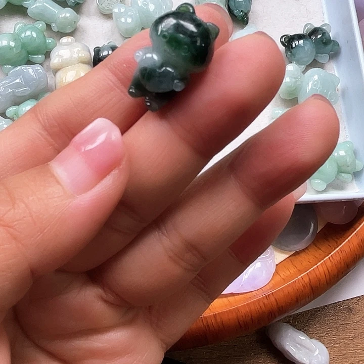 散珠翡翠66666666