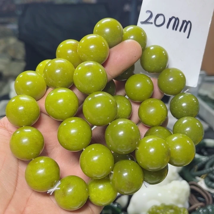 蛇纹石玉手串未镶嵌
