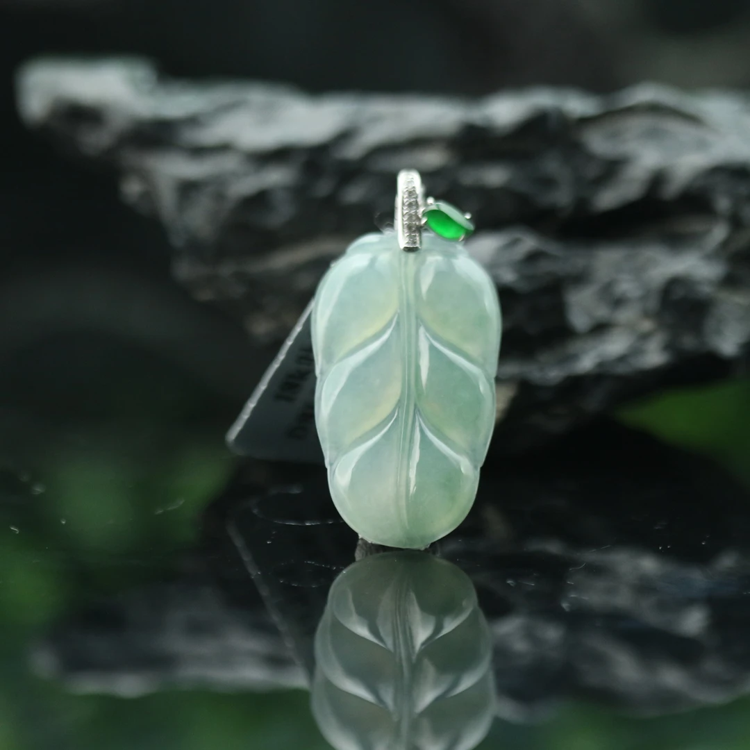 6天然缅甸翡翠A货18k冰叶子吊坠/800307/上海嘉禾拍卖