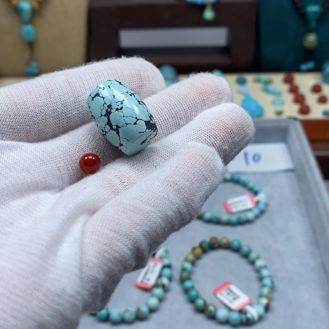 未镶嵌配饰南红玛瑙