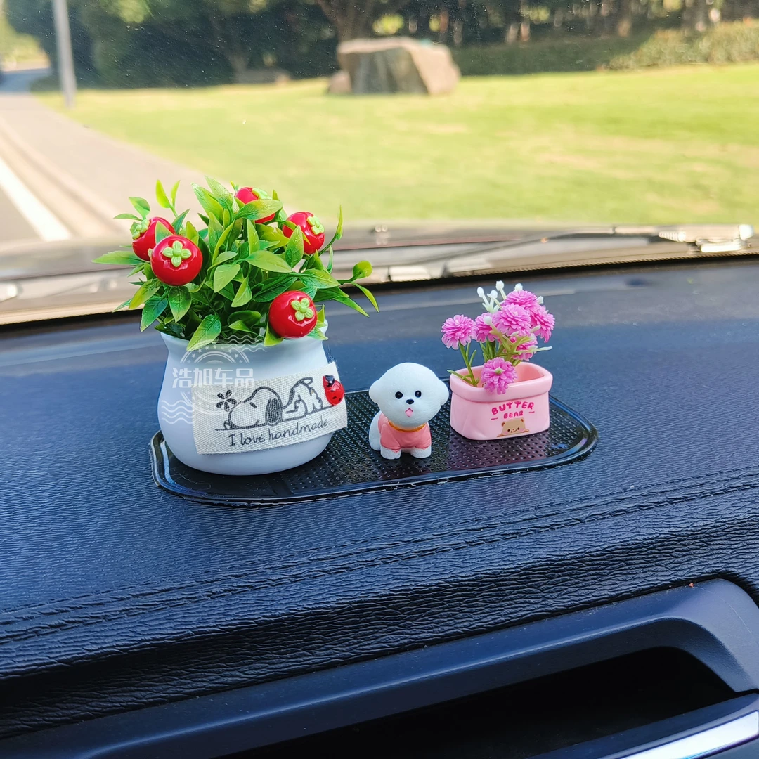 新款创意汽车仿真植物车内女生可爱饰品车载盆栽摆件用品中控装饰