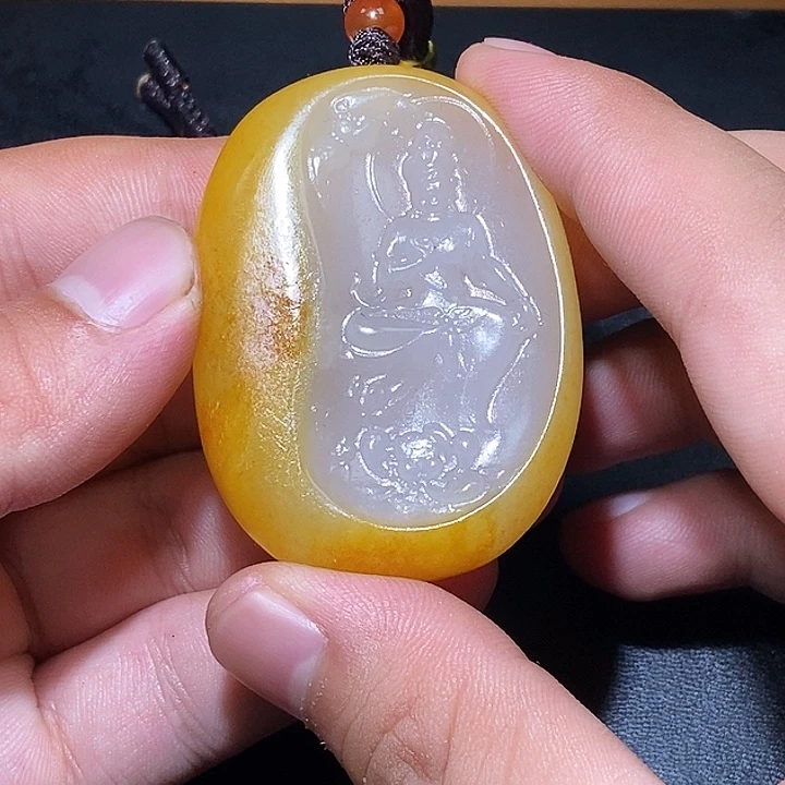 中***好和田玉未镶嵌颈饰CC