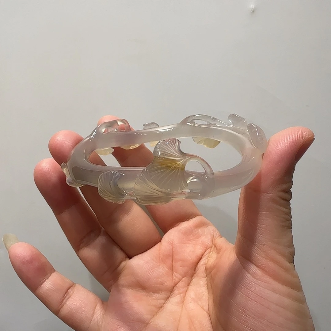 玛瑙/玉髓手镯未镶嵌思*_