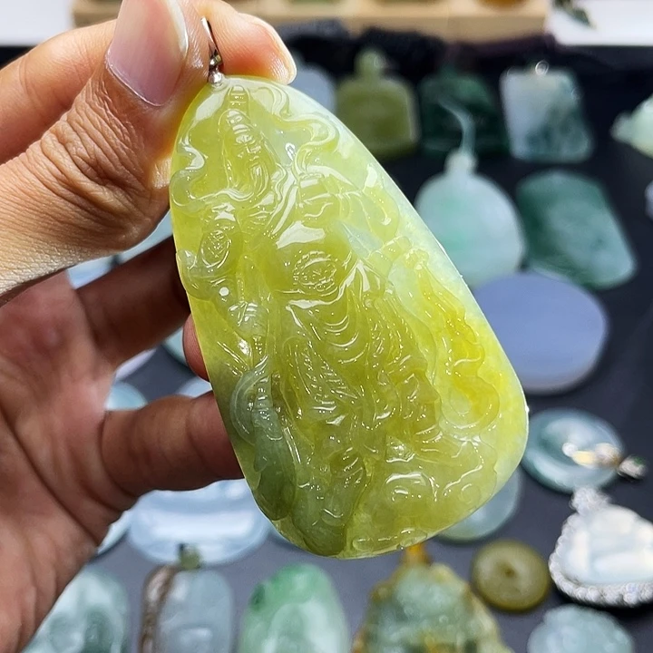 未镶嵌定制翡翠翡翠黄翡关公