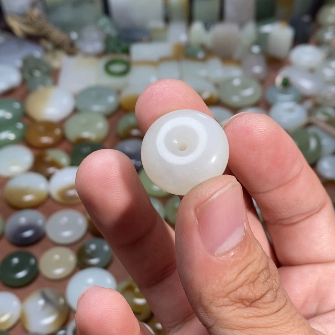 和田玉吊坠(不含链)未镶嵌