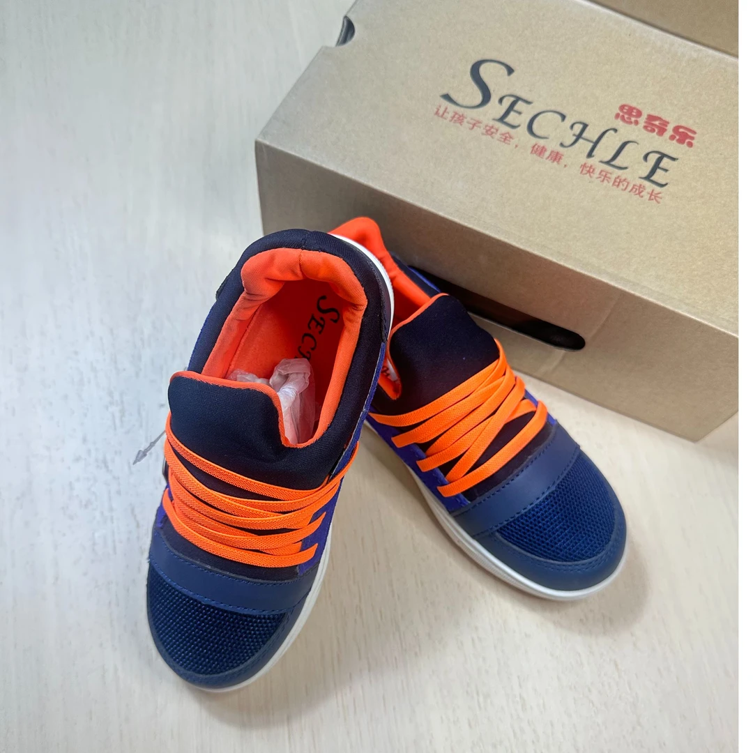 清仓尾货童鞋圆头牛皮鞋板鞋拼色透气网面春秋训练一脚蹬休闲鞋