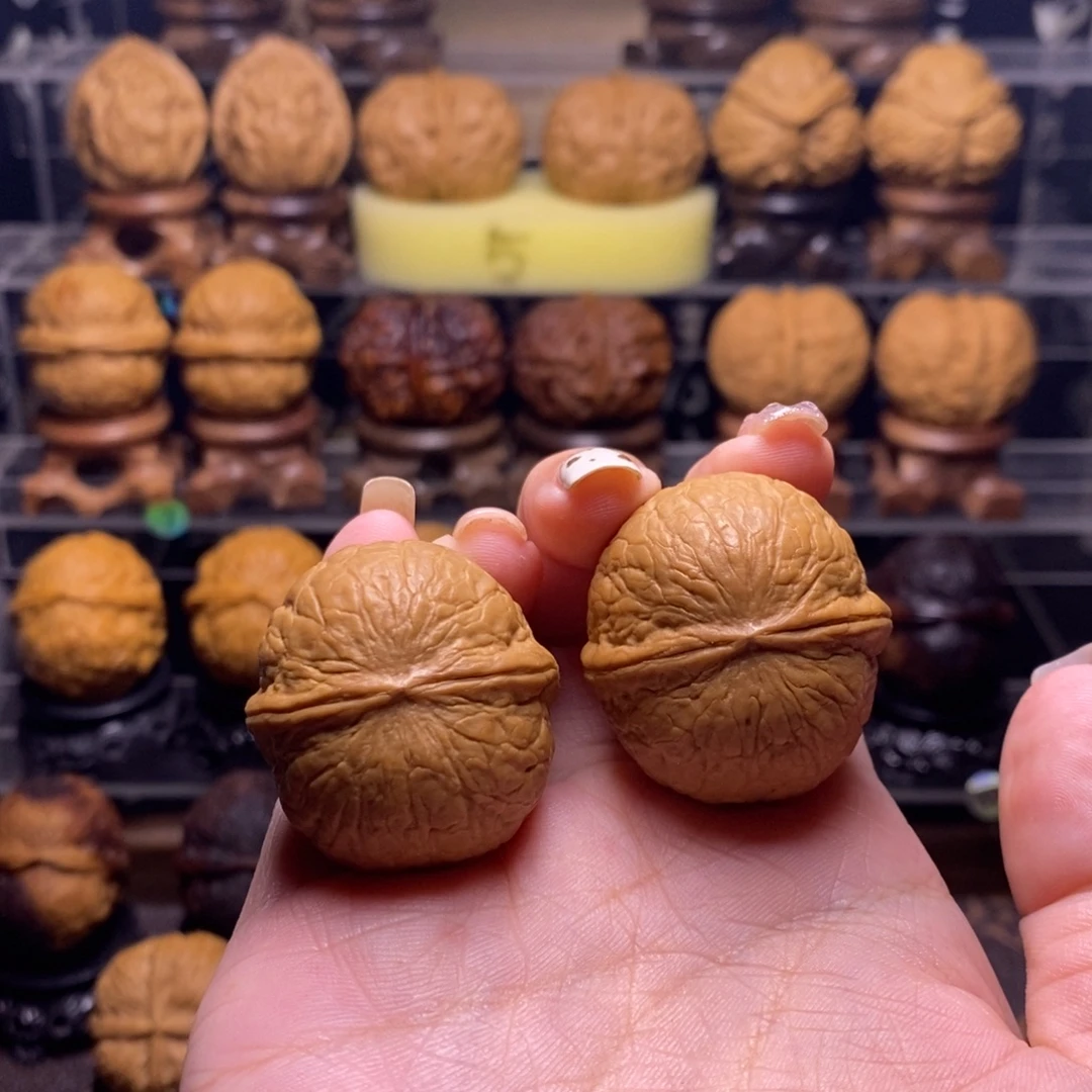 文玩核桃把件Z19云滇皮皮球33+