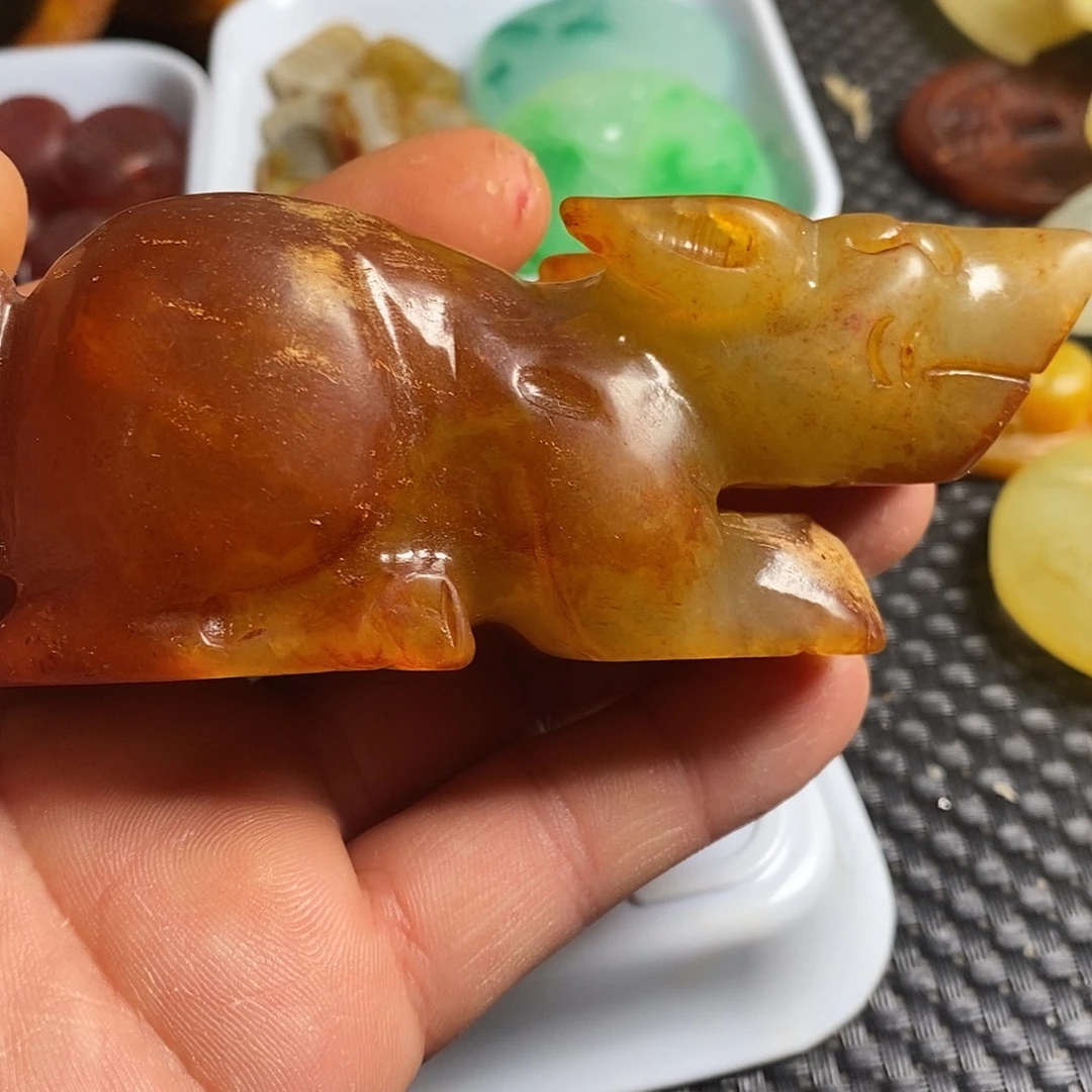 岫玉未镶嵌珠宝奇石