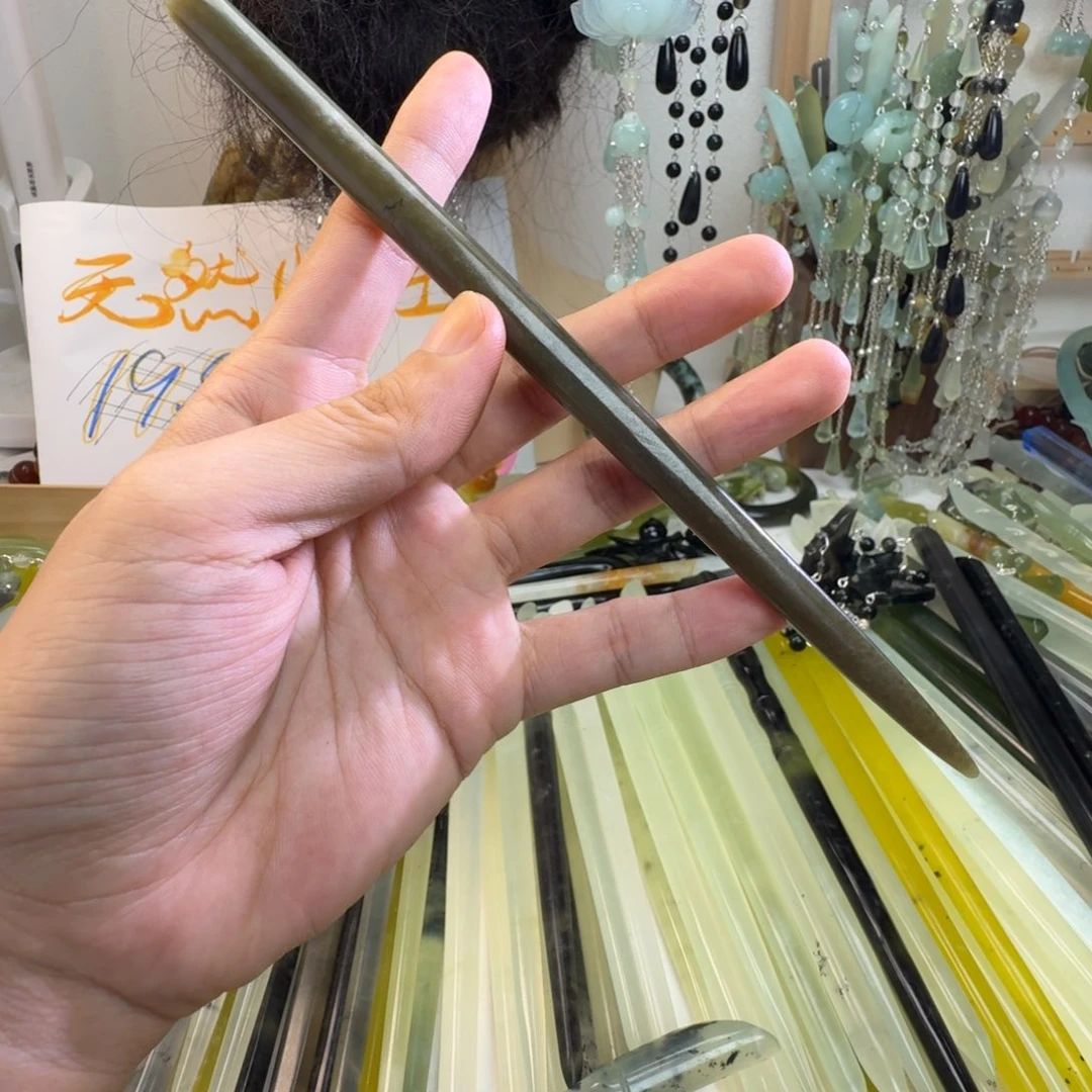 蛇纹石玉未镶嵌发饰