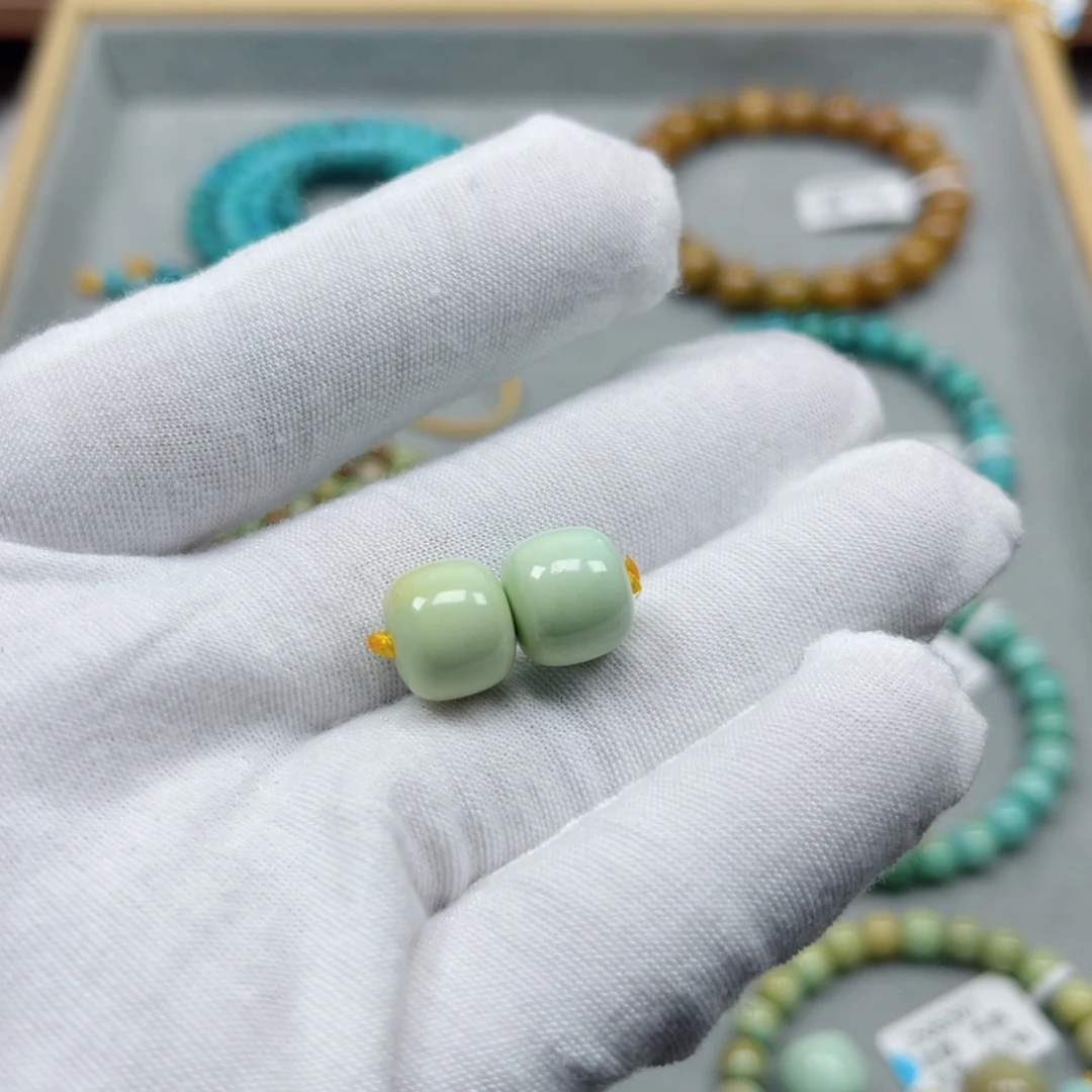 绿松石未镶嵌挂件