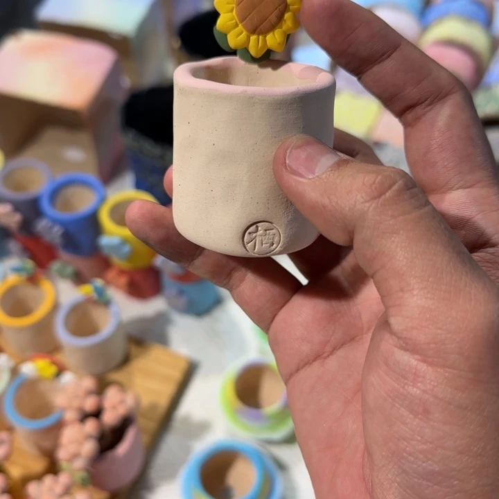 红陶/****qqqqqqqqqq