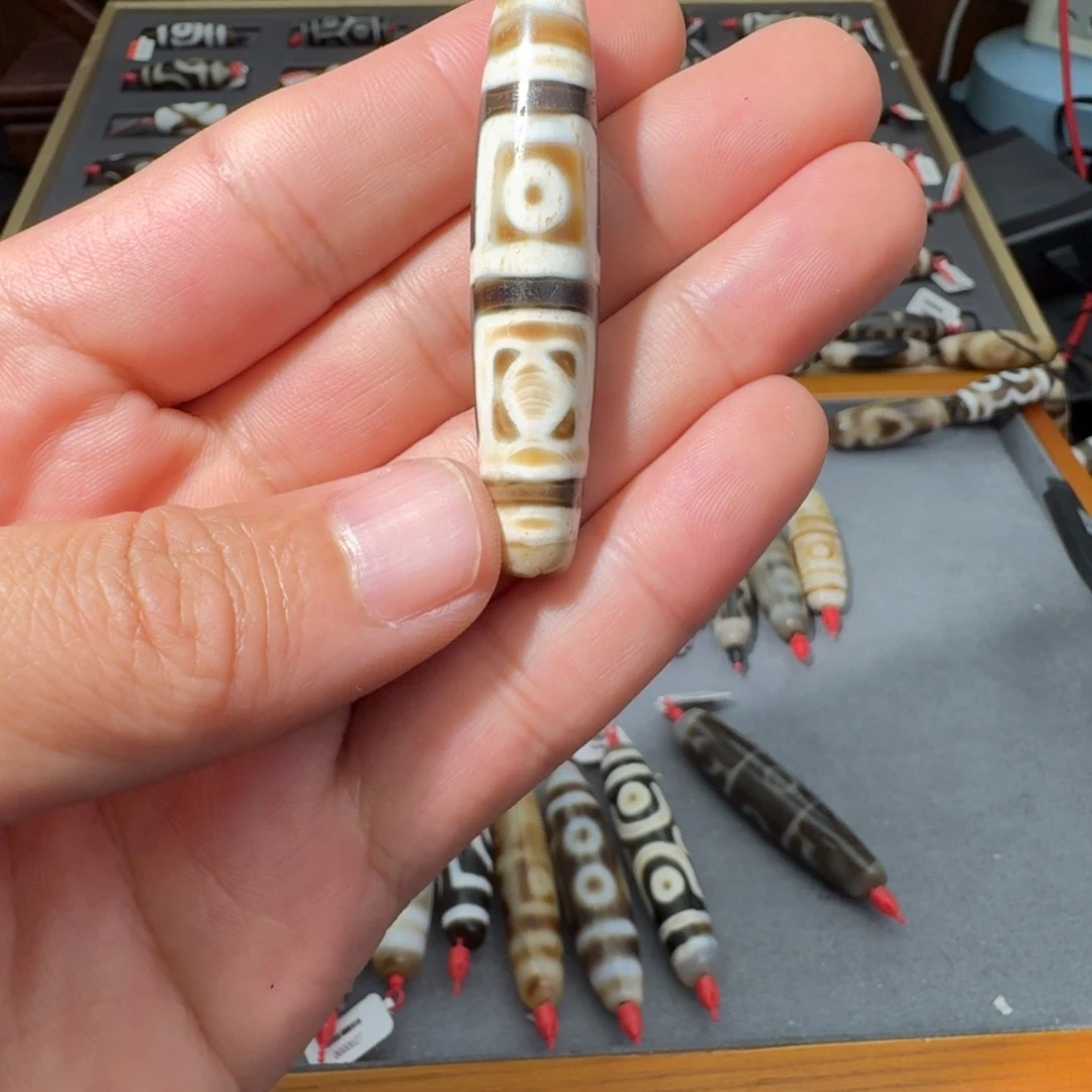 玛瑙/玉髓颈饰未镶嵌雪*