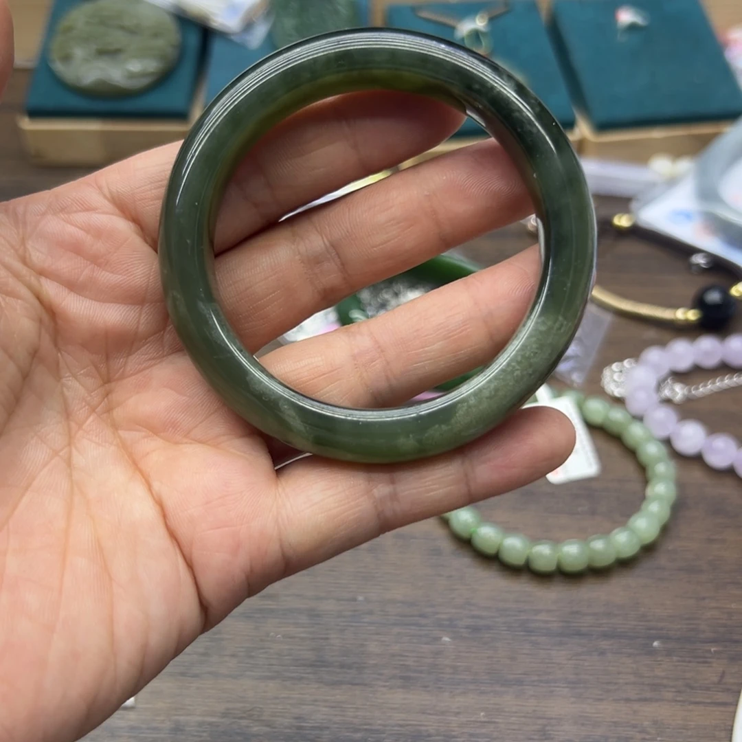 和田玉未镶嵌手镯56圈围636