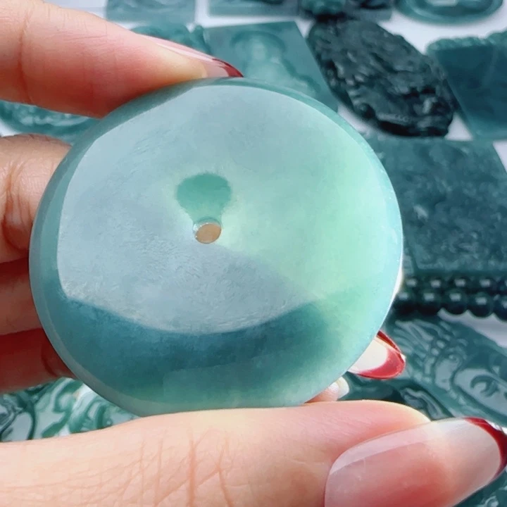 翡翠未镶嵌颈饰多样性发货天然A货翡翠