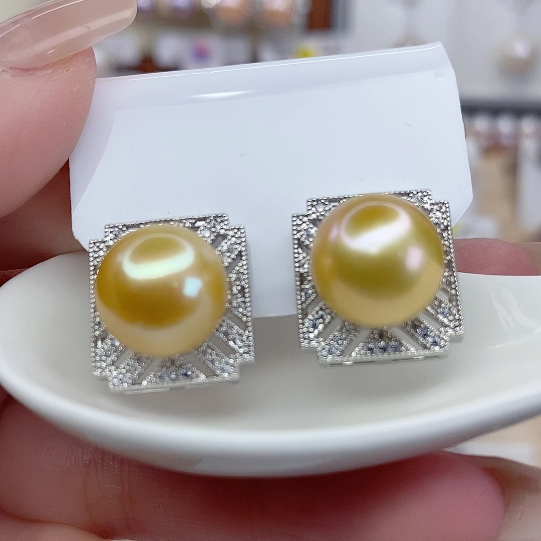 淡水珍珠耳饰未镶嵌