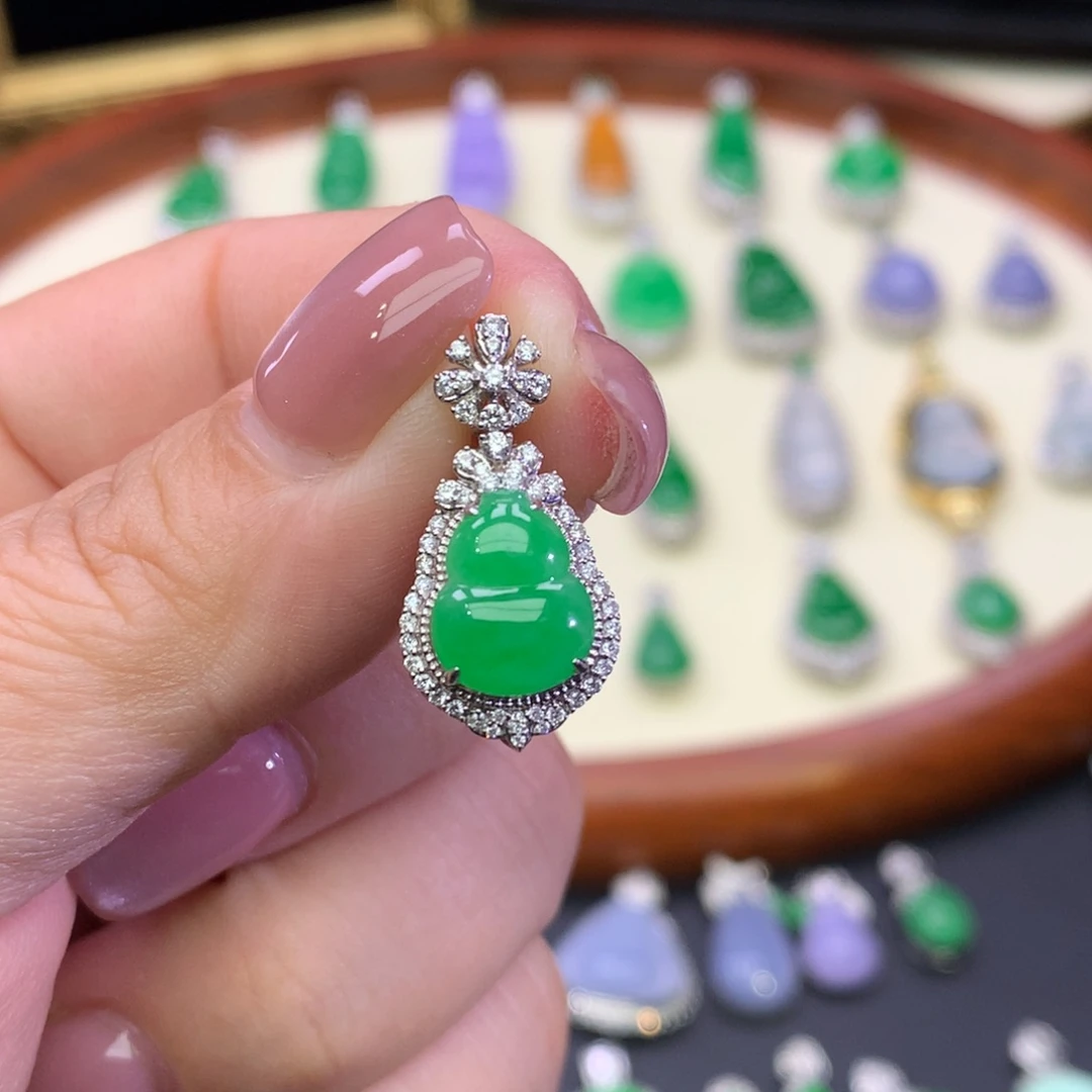 翡翠18K金镶嵌吊坠(不含链)