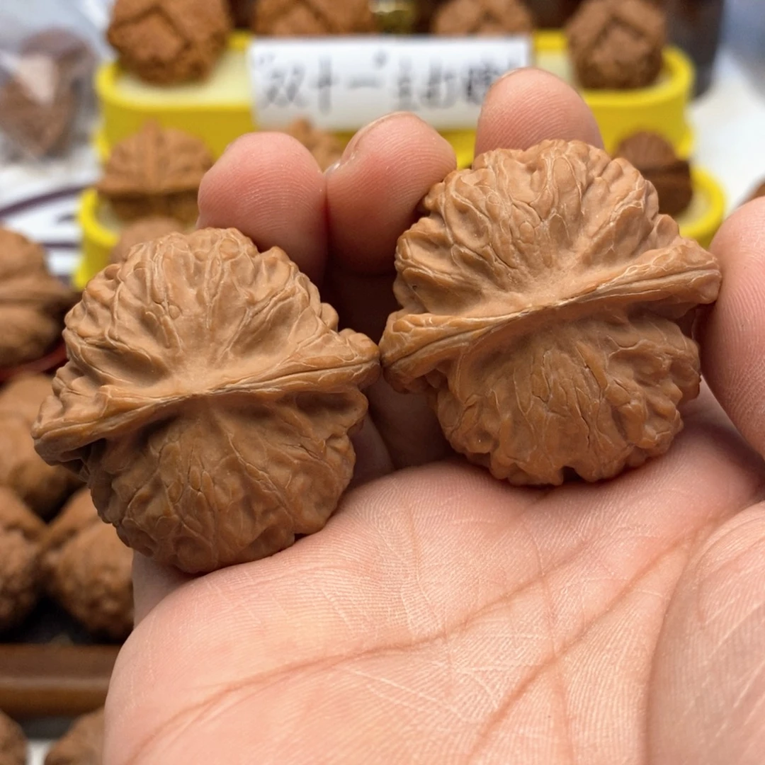 文玩核桃吊坠41尺 全品宫灯 18