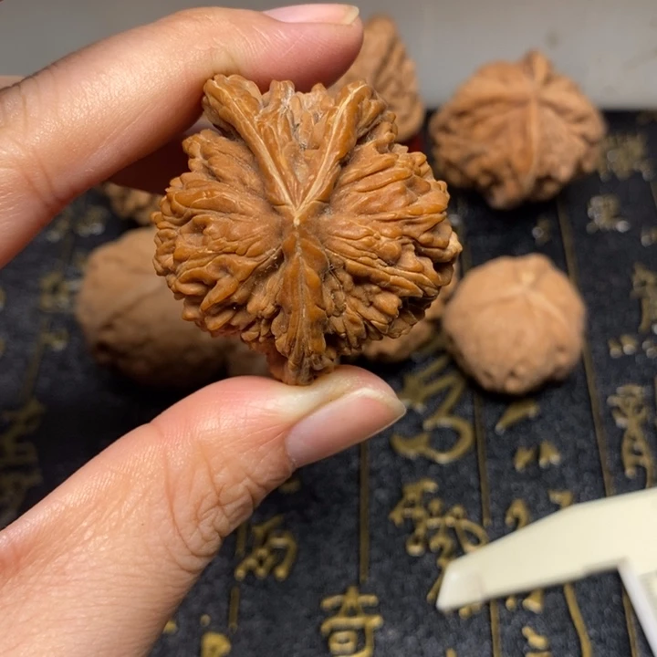 无***圆文玩核桃吊坠文玩核桃异形单只
