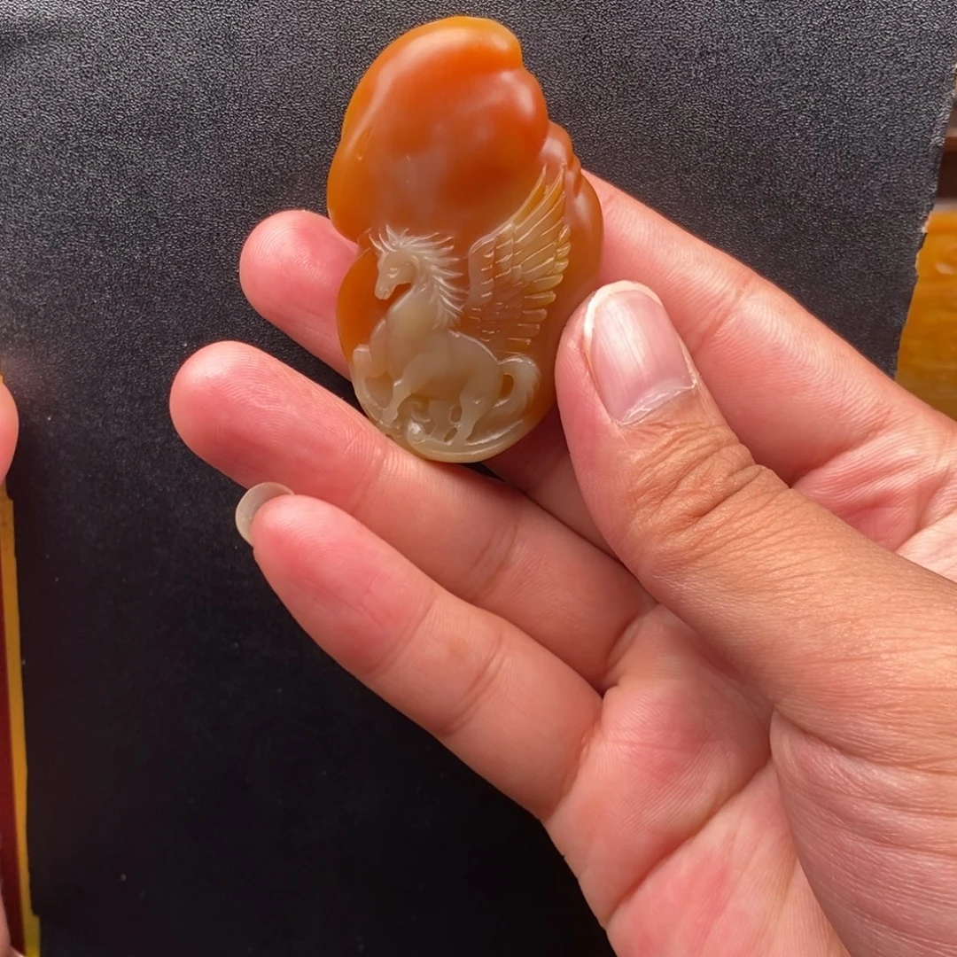 *****石英质玉未镶嵌颈饰