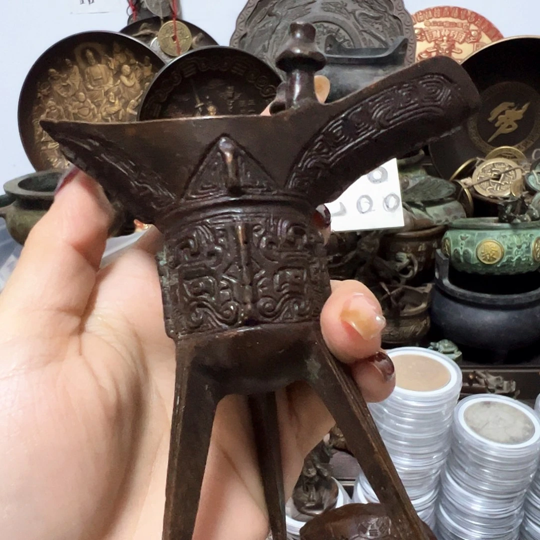 金属复古风格摆件