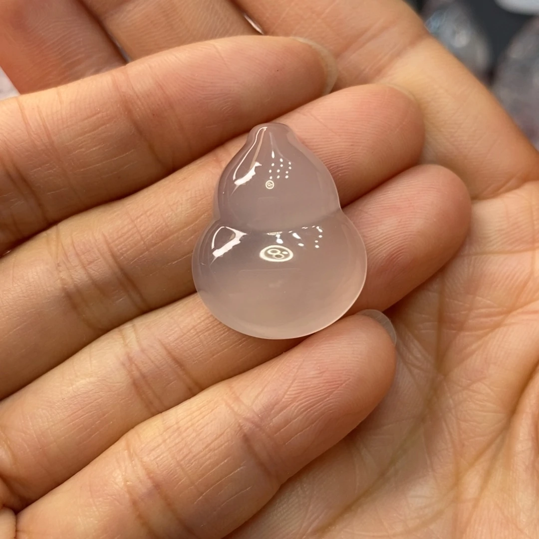 石英质玉未镶嵌吊坠