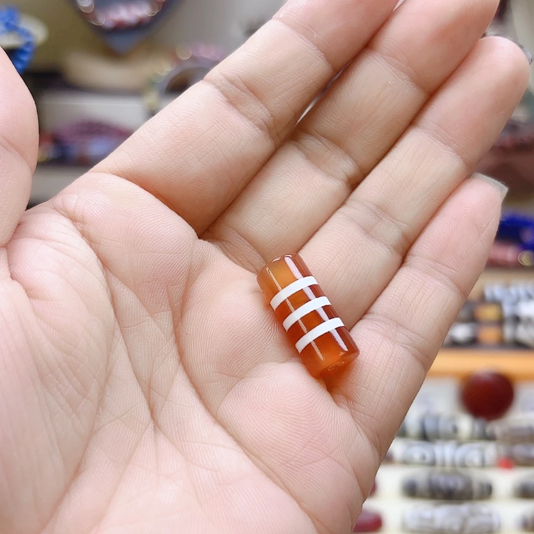 包***饱玛瑙/玉髓合金颈饰