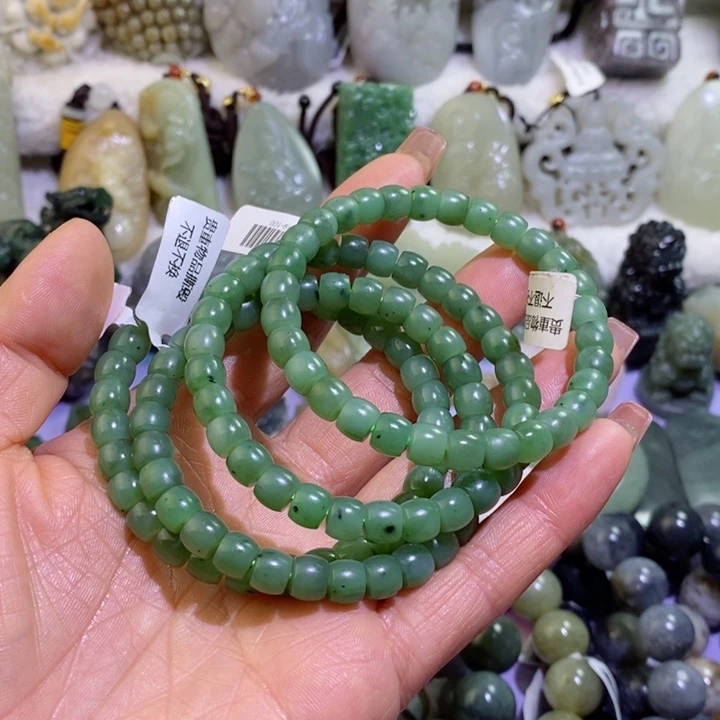 和田玉边角料未镶嵌佾*源