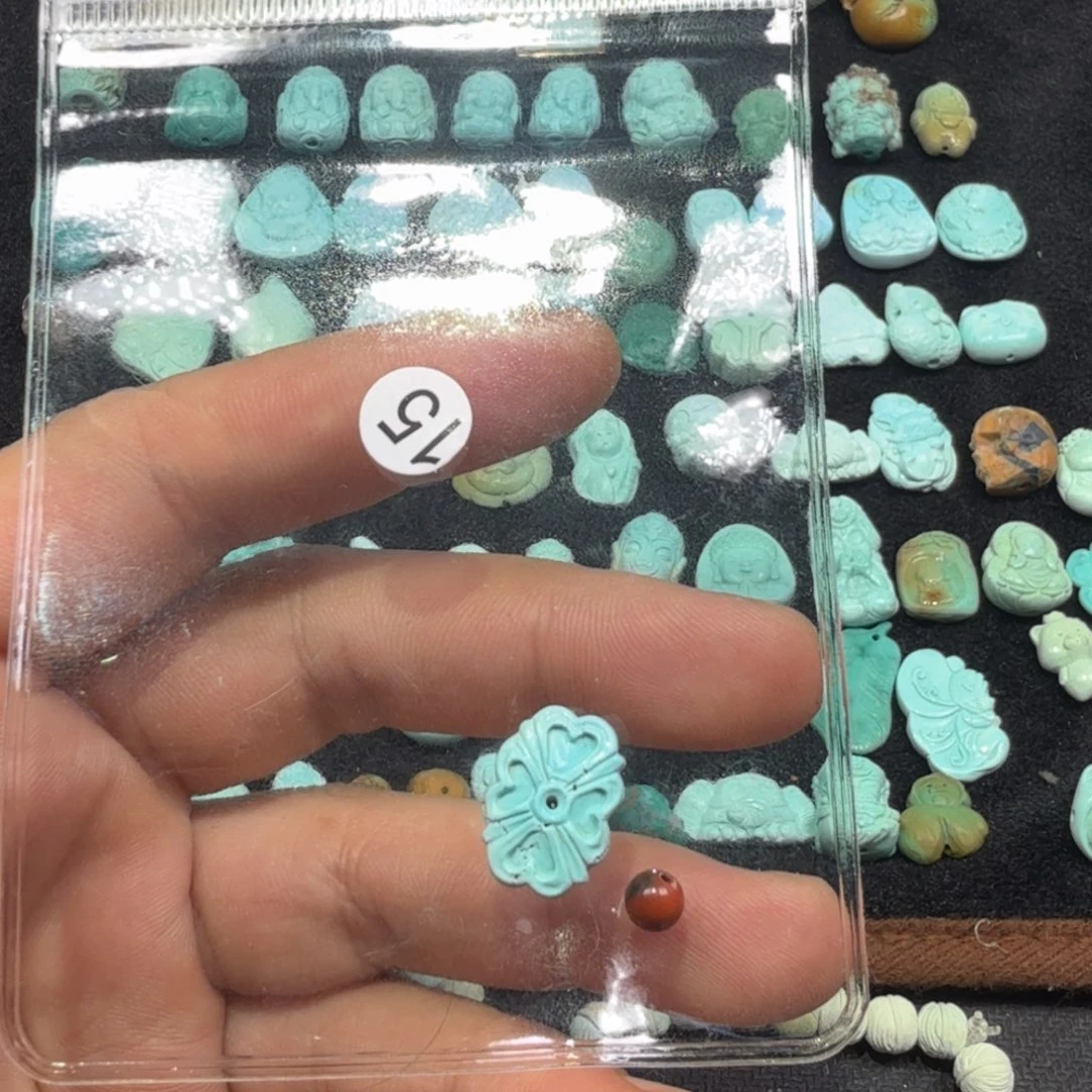 南红玛瑙未镶嵌珠宝奇石