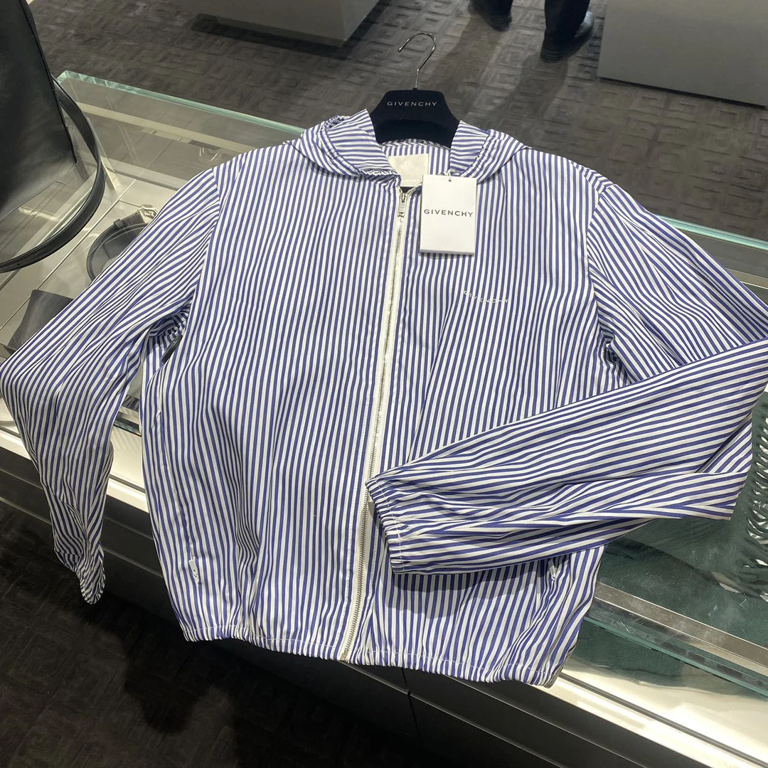 全新未使用 Givenchy/纪梵希 男士外套