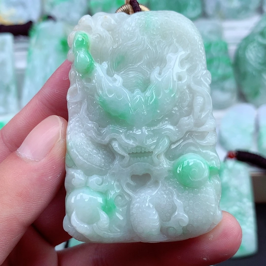 翡翠未镶嵌颈饰翡翠吊坠