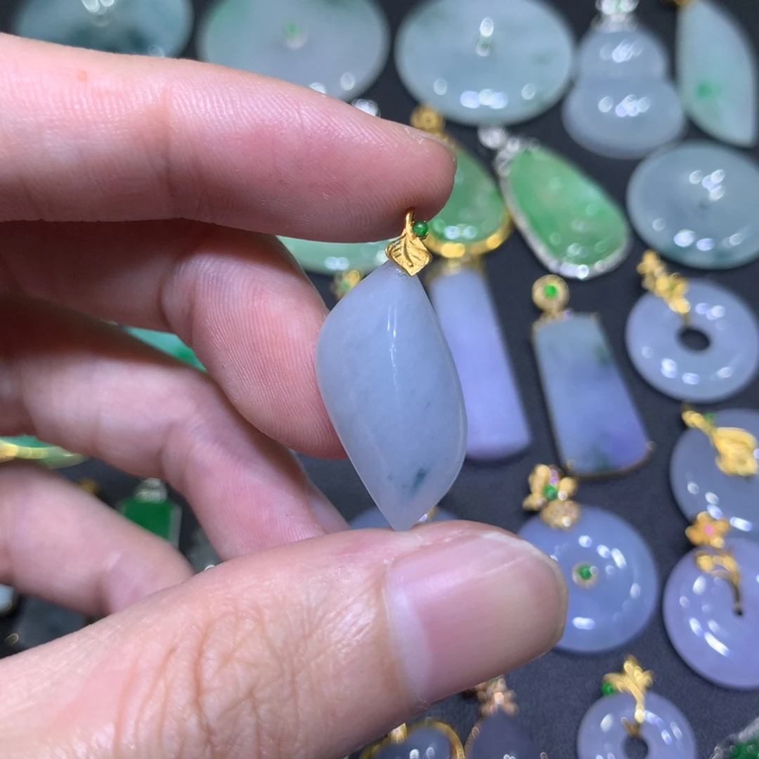 翡翠18K金镶嵌吊坠(不含链)