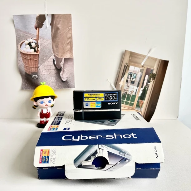 9新 Sony/索尼 t50黑色带原盒触摸屏720万像素3倍变焦通透亮白