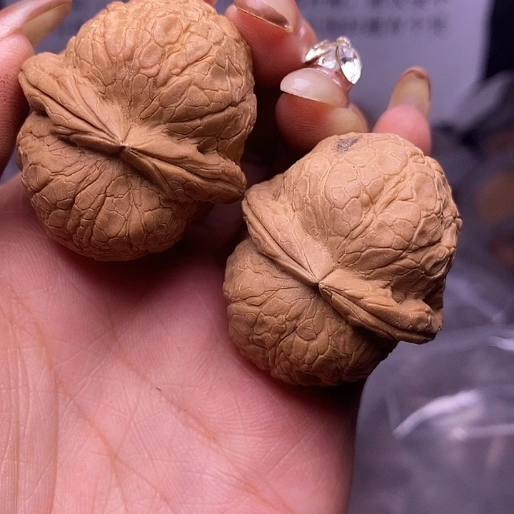 核桃云南野生铁核桃64号39mm