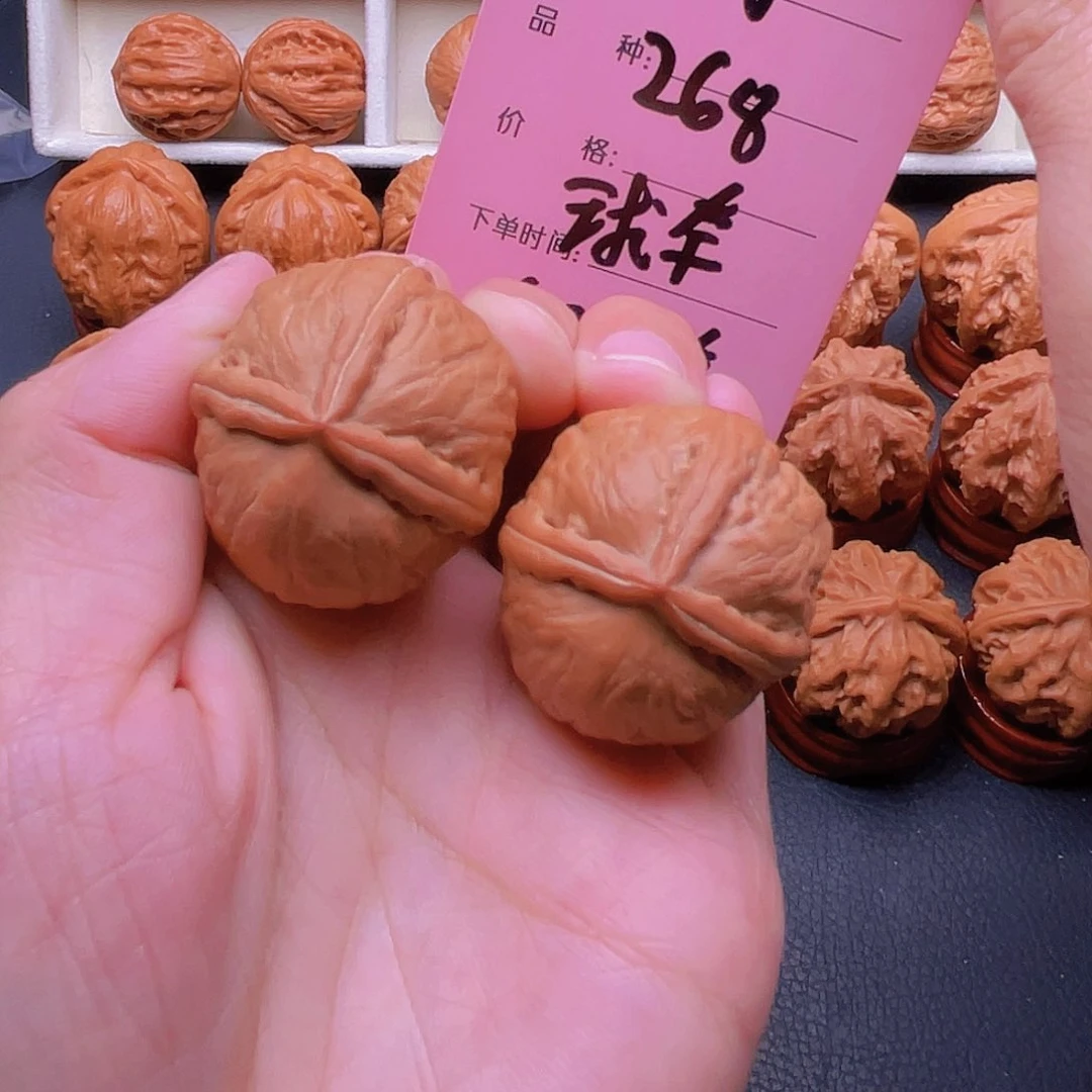 把件文玩核桃俩*金正丁奔