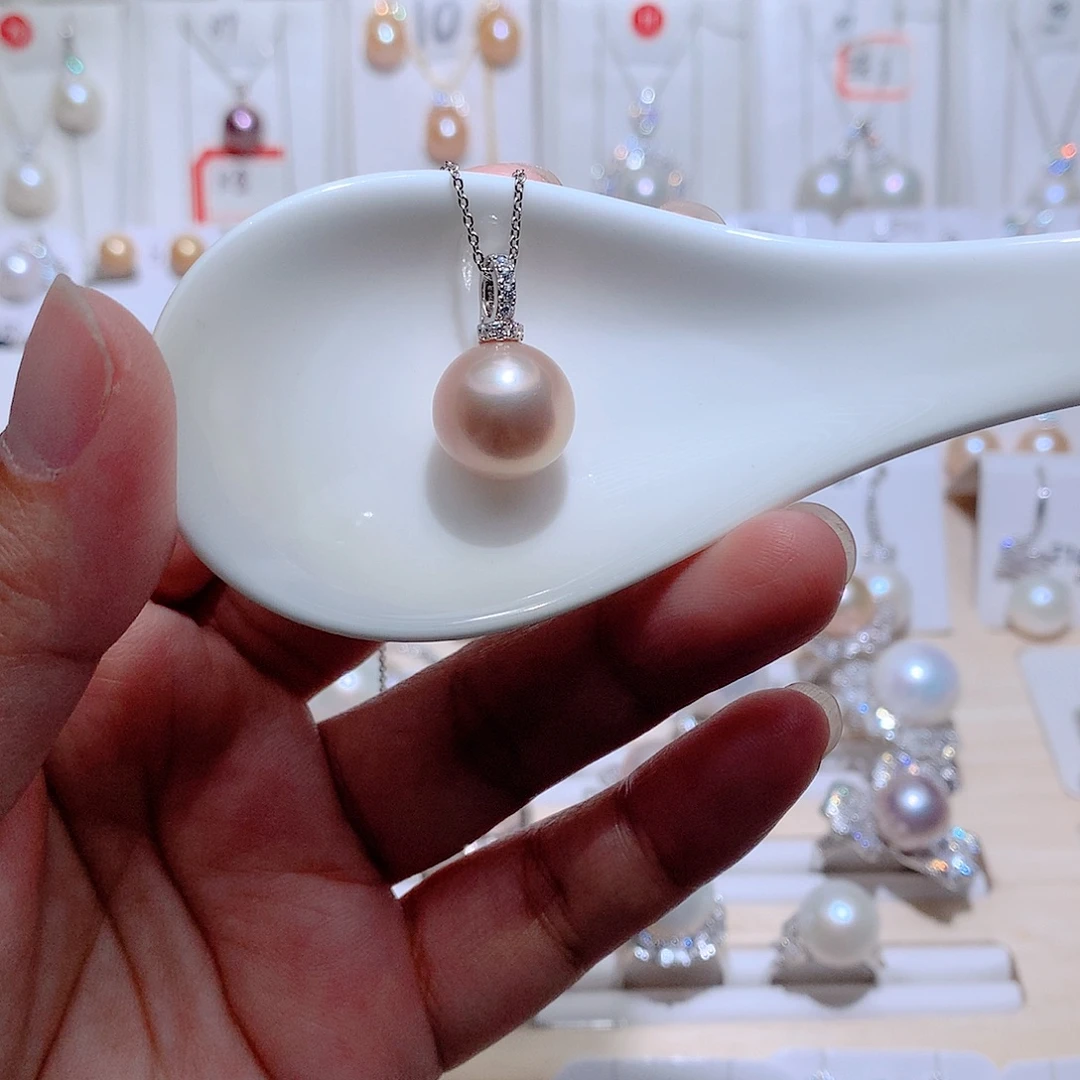 淡水珍珠吊坠(赠链)银S925镶嵌CC13.5mm