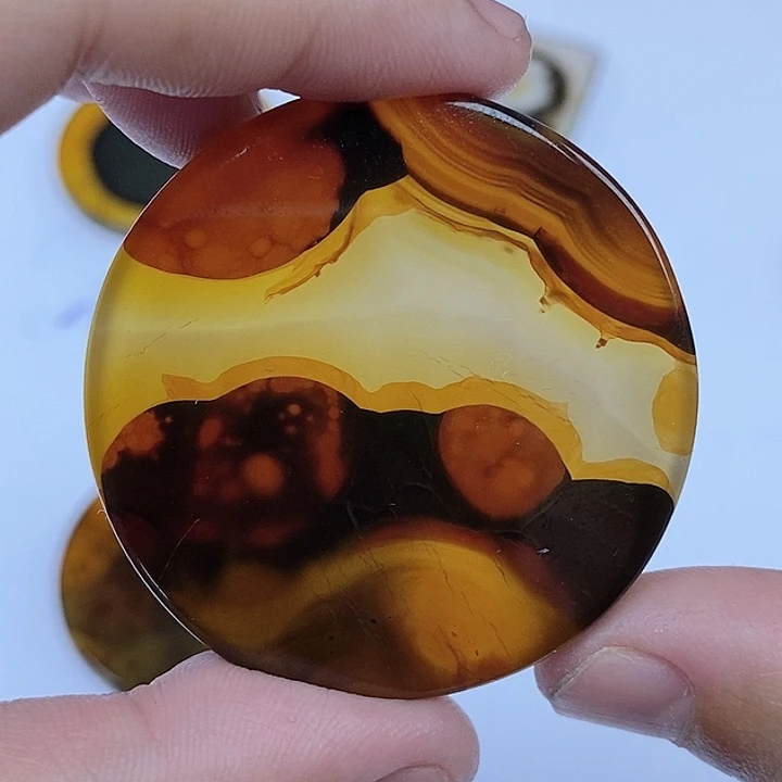 玛瑙/玉髓未镶嵌珠宝半成品